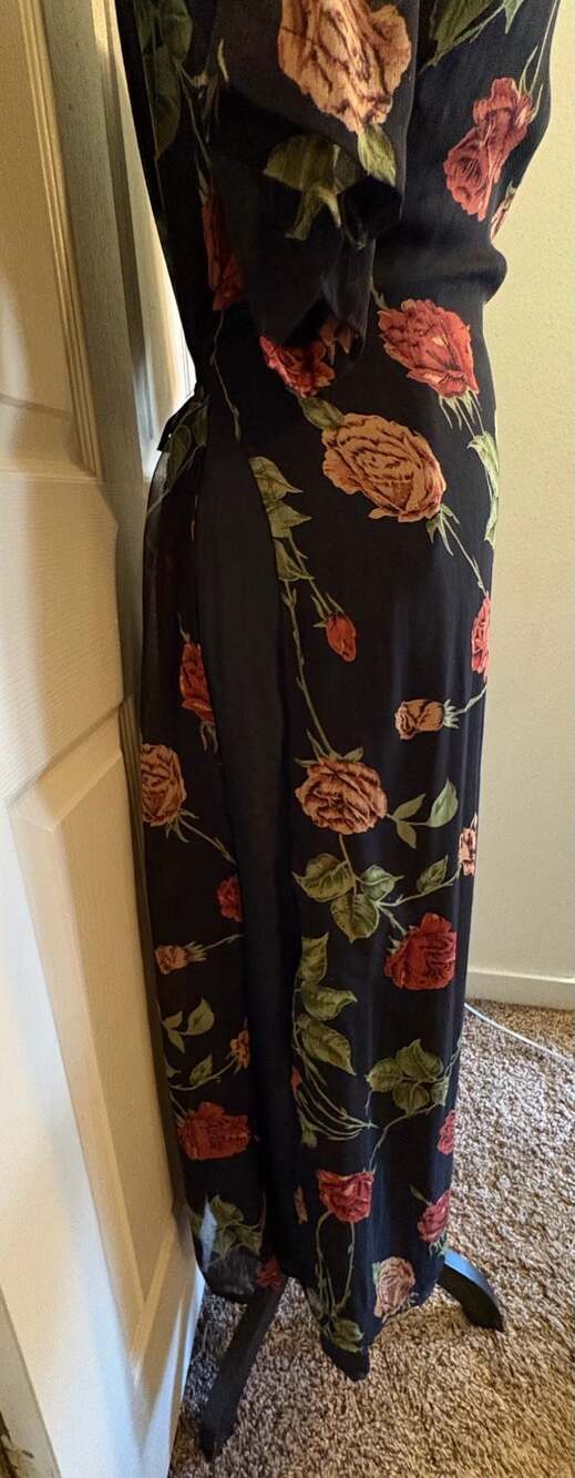 Vintage Whimsygoth 90’s Black Floral Rose Print Keyhole Midi Dress - Picture 5 of 12